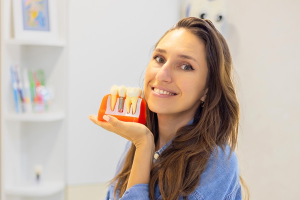 Avoiding Infection With Dental Implants